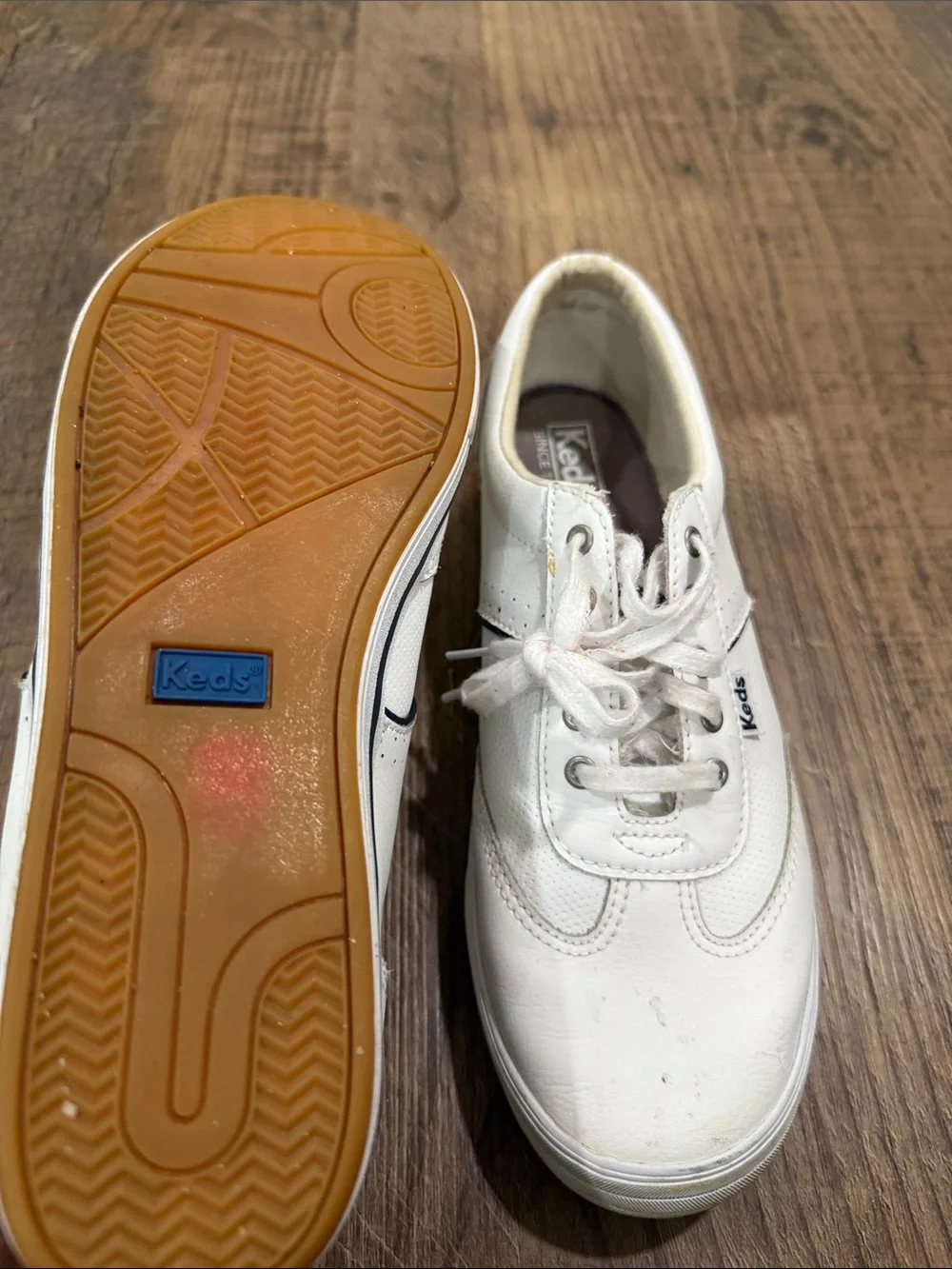 Keds Women's White Low-Top Lace-Up Sneakers Sz 8